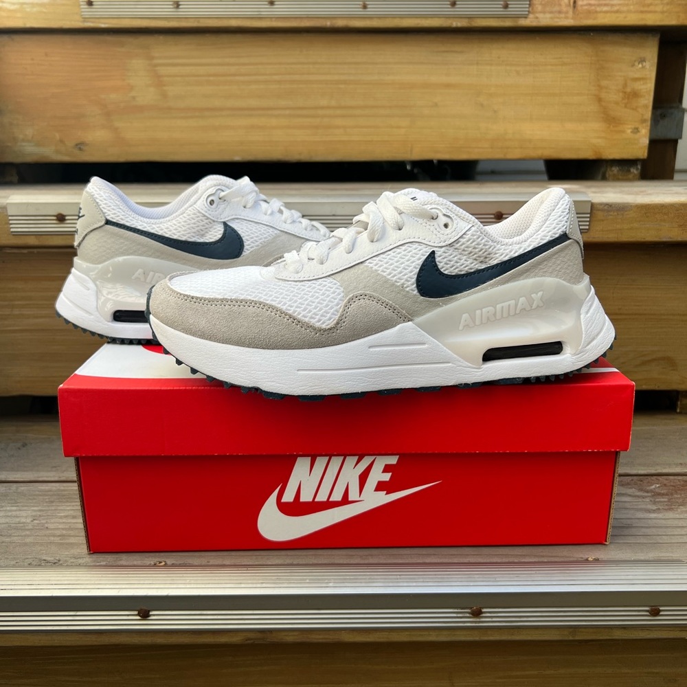 Nike Air Max SYSTM - Women’s Size 8